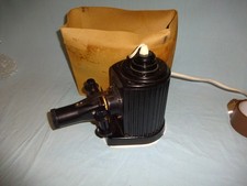DDR  Bildwerfer Bakelit Plaste  Rollfilm Projektor  geht