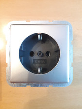 Gira 0188 20 SCHUKO-Steckdose