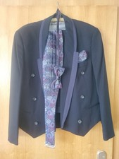 Anzug Spenserjacket mit Fliege