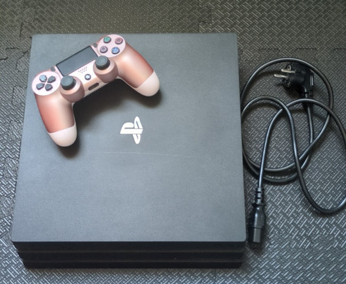 Sony playstation pro mit - 4,