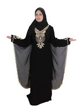 Dubai Abaya im Islamischen