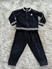 Moncler Anzug, Kind,Jogginganzug, Samtstoff, Hochwertig! Gr.100, 3A; Topzustand!