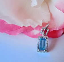 Schmuck Anhänger Aquamarin 750  mit Zertifikat