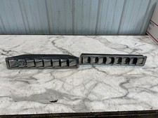 Celebrity 190 V Bow Rider Boot Metall Motorraum Belüftungsöffnungen