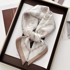 Elegantes Seidentuch Halstuch