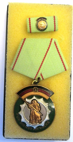 Orden ehrenzeichen der - /,