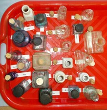 altes Tintenglas / altes Tintenfass, Glas oder Porzellan - Variantenartikel