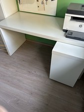 MALM Schreibtisch mit ausziehbaren Seitenteil