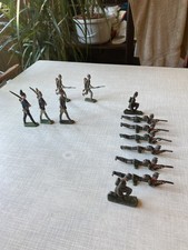 Figuren (alt) - 13 Stück -