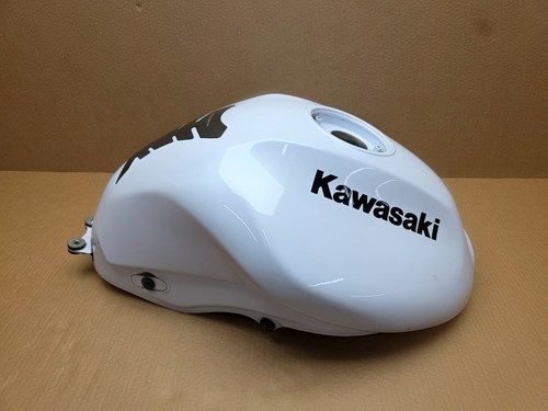 Kawasaki er650 er6n benzin - kawasaki,