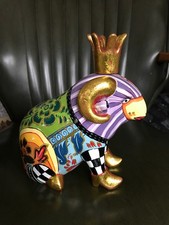 Toms Drag Skulptur Figur