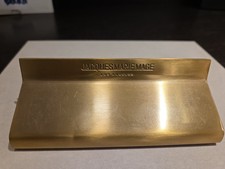 Jacques Marie Mage - Jmm Logo Stand - Messing / Brass