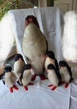 Dekofiguren " Pinguin Familie" , aus Echtfell , 7 Stück, sehr guter Zustand