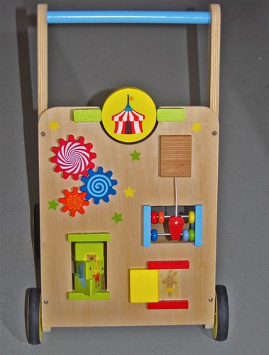 Lauflernwagen aus holz - lauflernwagen, mit