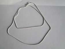 HALSKETTE SILBERFARBEN AUS