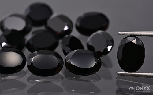 Spinell facettiert oval 6x4 - , mm