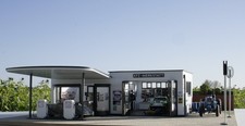 Tankstelle m. Waschanlage