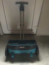 Streuwagen Rasendünger