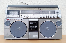 GHETTOBLASTER  AIWA CS-770E