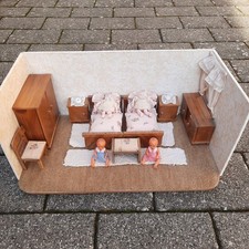 vintage antik Puppenstube ca 48x24 cm mit Holz Möbeln, Schlafzimmer