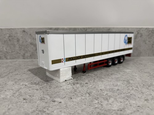 Corgi tri axle box trailer - box,