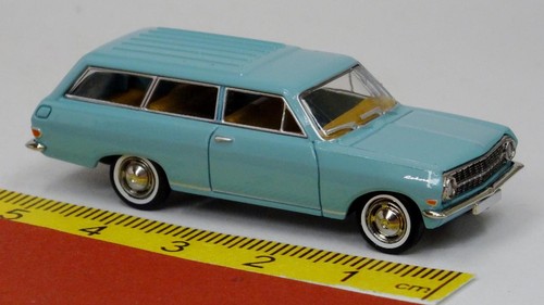 Opel rekord caravan türkis - rekord, a
