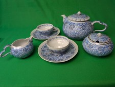 Antikes Porzellan-Service für