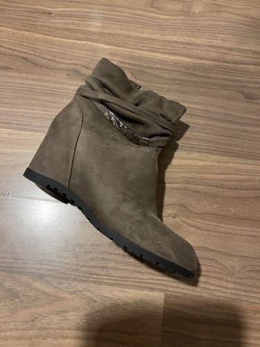 Schicke wildleder stiefeletten - schicke,