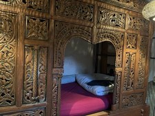 Wunderschönes Bett Nepal Geschnitzt Einzigartig Design Handmade Yoga Wellness  