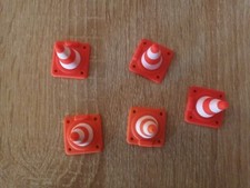 Gebrauchte Leitkegel für Dioramen, Grundgröße 2,5*2,5 cm, Höhe 3 cm