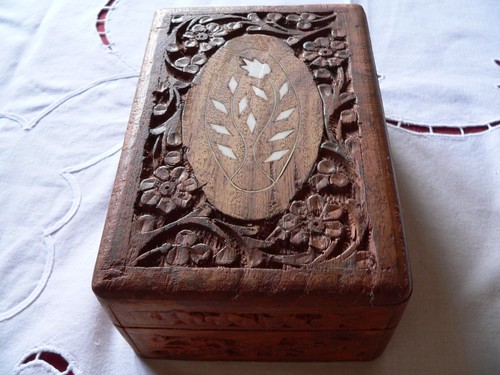 Kleine vintage holzschatulle - vintage, holzschatulle-