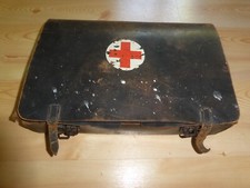 alter Verbandskasten Tasche Verbandkoffer Leder mit Inhalt antik Metallschienen
