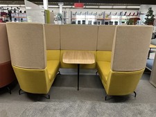 Orangebox CWTCH Sitzgruppe creme gelb Kommunikationsinsel Akustik
