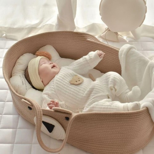 Tragbarer baby moseskorb mit - tragbarer, baby-moseskorb