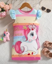 Niedliches Mädchenkleid Einhorn Gr.128/134  neu