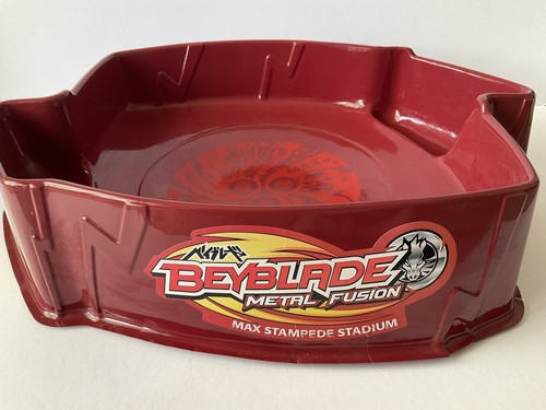 Hasbro 2010 beyblade - hasbro,