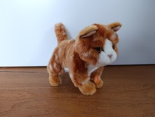 Kuscheltier Katze stehend rot