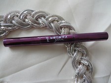 P2 Motown Glam Showing Off Lip