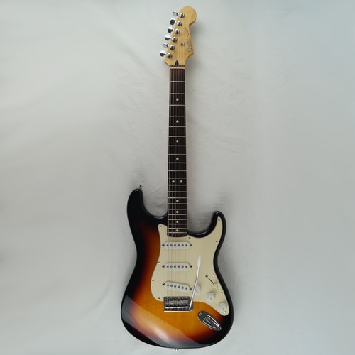 Fender standard stratocaster - fender,
