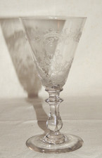 Kelchglas pantographierter