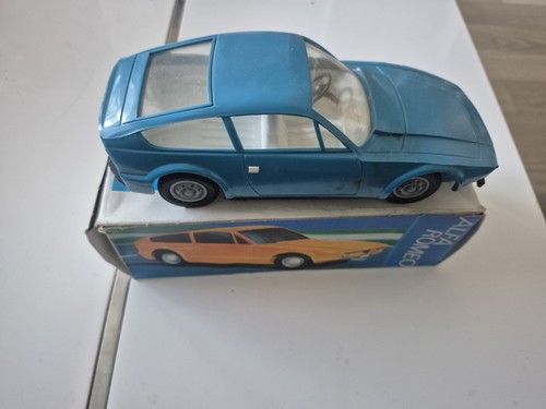 Alfa romeo von anker - alfa,