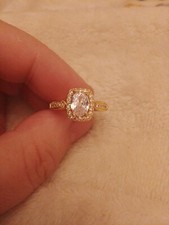 Schöner vergoldeter Ring