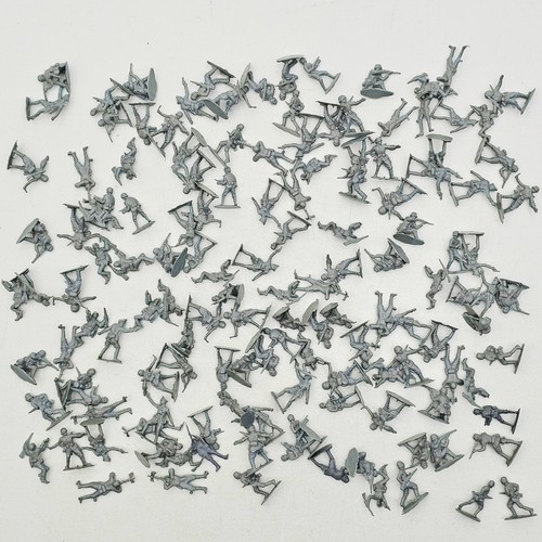 140x military miniaturen - 1:72,