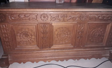 Holztruhe mit Schnitzerei,Eiche..Braun.48 Tief,48 Hoch,breit 107cm