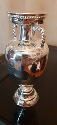 Pokal fußball europameister - pokal, fußball-europameister