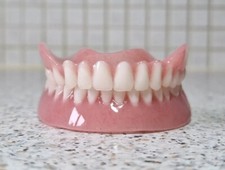 Zahnprothese,zahnersatz,prothe