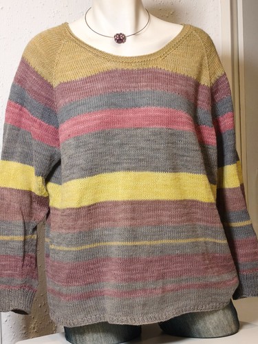 Handgestrickter pullover - handgestrickter,