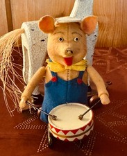 SCHUCO Tanzfigur  Schwein mit