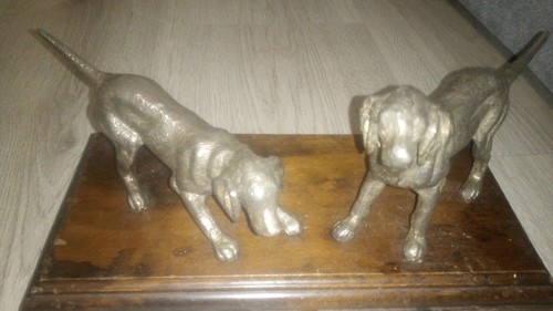 Antike hunde figur - hunde, metall