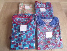 Eine Kinderschürze  aus Baumwolle , DDR-Nostalgie